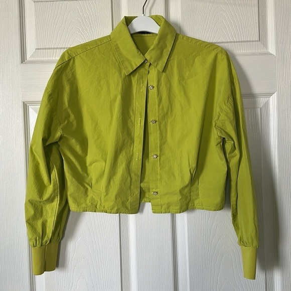 Ontwelfth Women’s Lime Green Retro Cropped Shirt Size Small - Picture 1 of 7